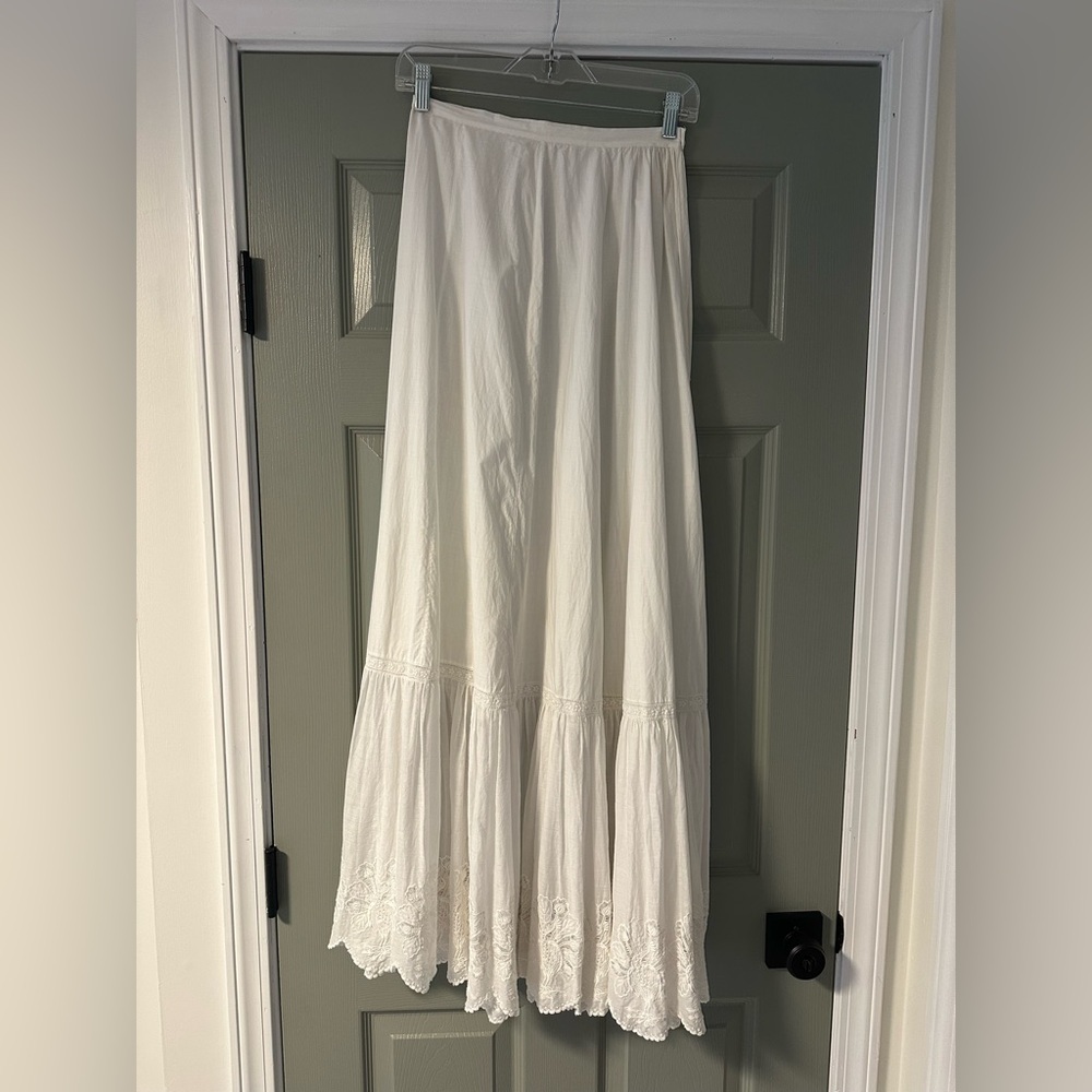White Cotton Vintage Embroidered Maxi Skirt